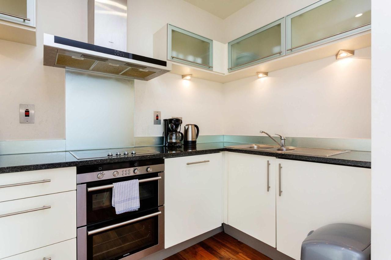 Oyo Canary Wharf Residences Apartment